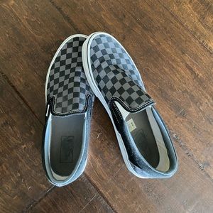 Checkered Vans women’s 10